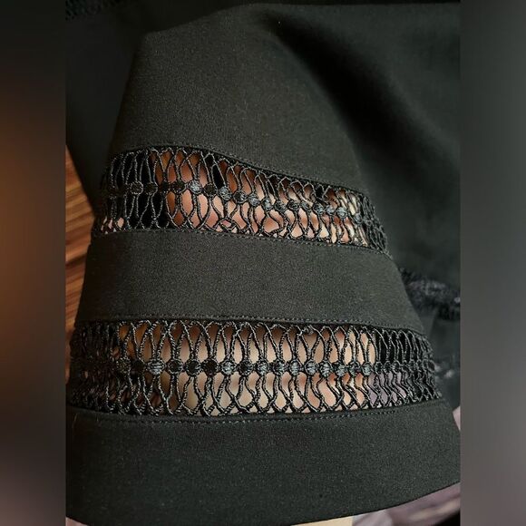 Adelyn Rae Black Dress. Size Small. RN: 112282. - Picture 9 of 9